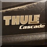 Z04. Thule “Cascade” car top cargo carrier. 